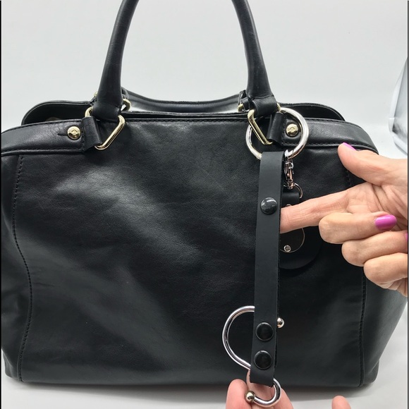 Meet the Posher's Charmaine. - Picture 3 of 8